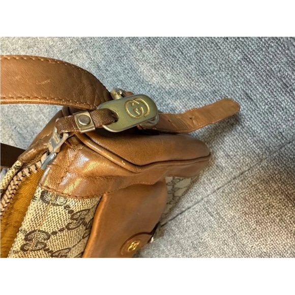 Gucci Tan and Brown Shoulder Bag - Picture 8 of 13